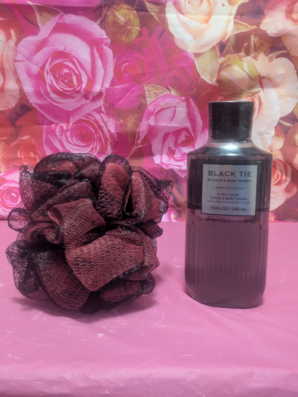 Bath & Body Works Black Tie 3-in-1 Face & Body Wash with Dark Brown Bath Pouf